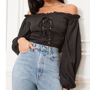 NWT Darleen Off Shoulder Top